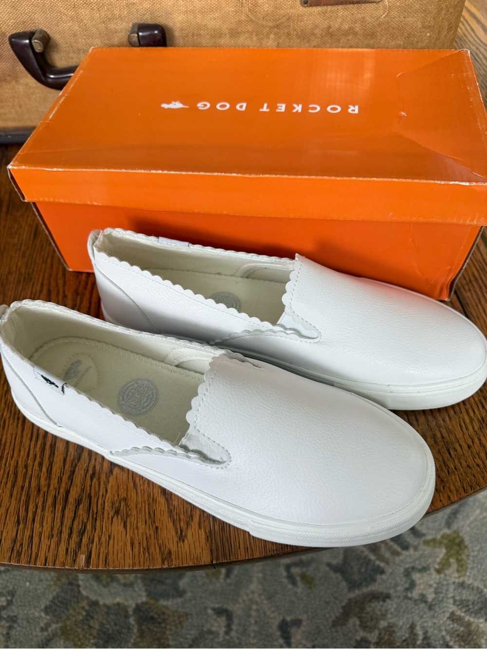 Rocket Dog White Scalloped Edge Slip-On Sneakers